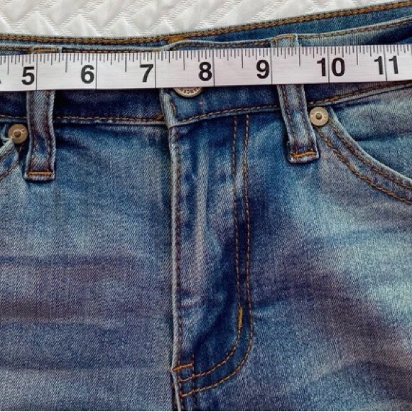 KanCan Ripped Skinny Jeans in Medium Wash Blue - Picture 4 of 8